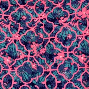 Last Chance! LULAROE Super Soft Leggings Intricate pattern Pink Purple One Size